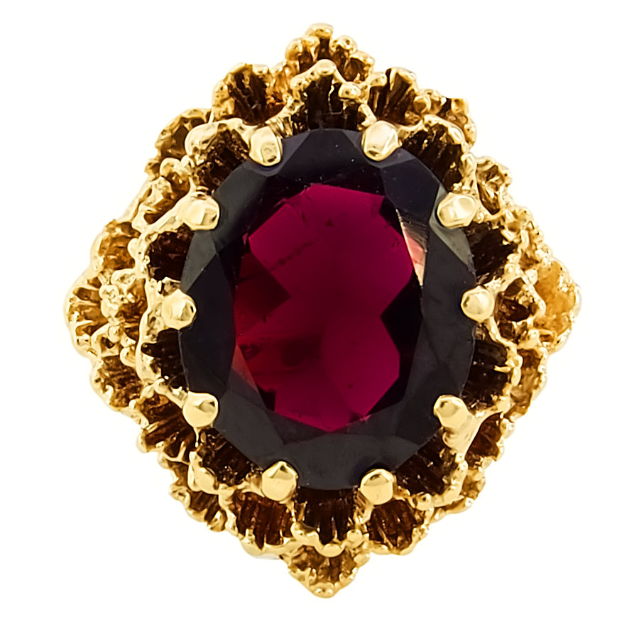 9ct gold Garnet Ring size N